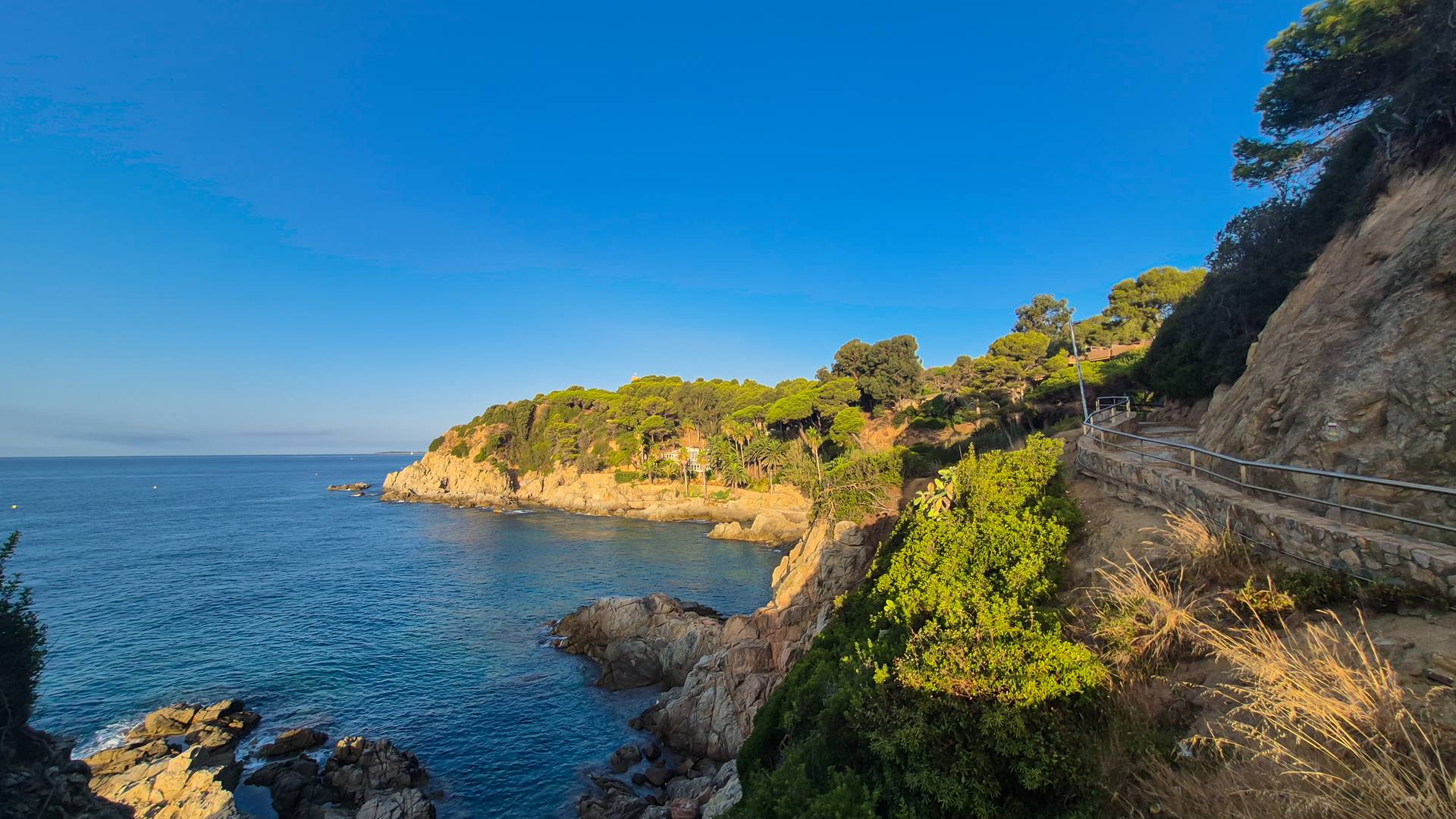 Costa Brava – niezbyt dzikie wybrzeże